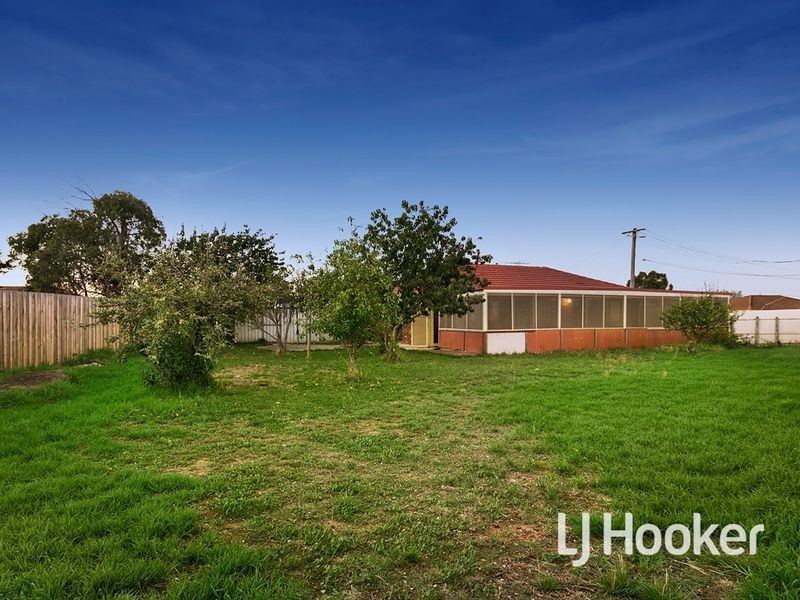 5 Pardalote Close, Werribee VIC 3030