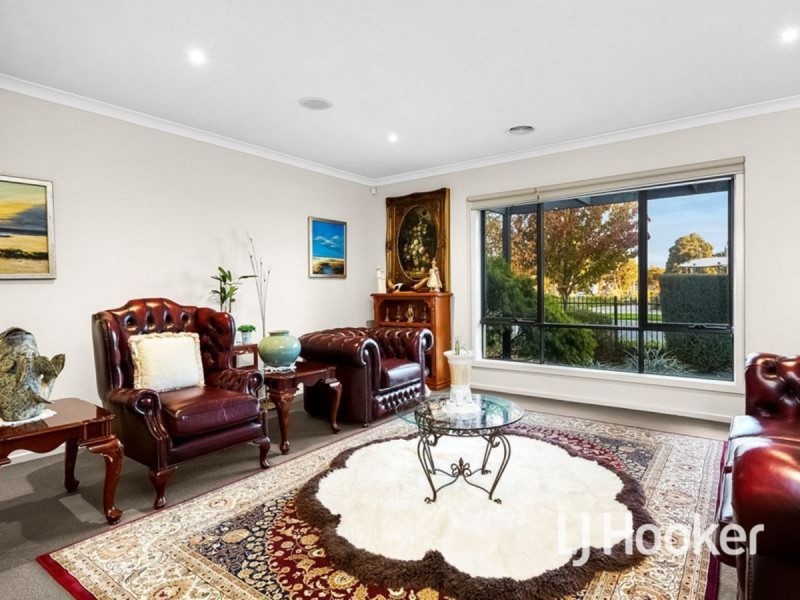 34 Windorah Drive, Point Cook VIC 3030