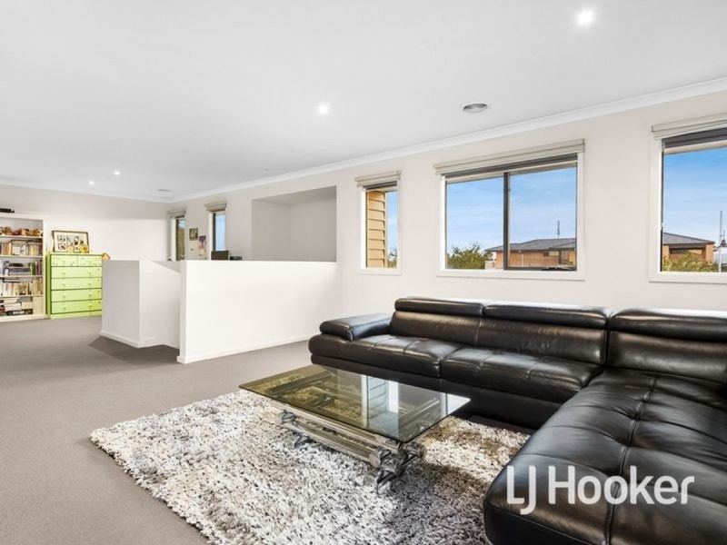 34 Windorah Drive, Point Cook VIC 3030