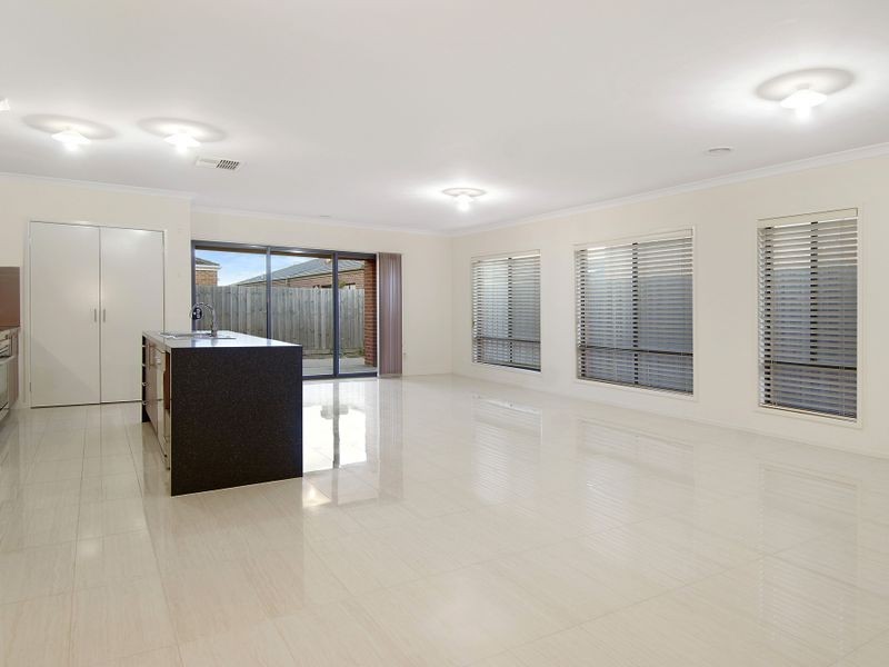 26 Lomandra Street, Point Cook VIC 3030