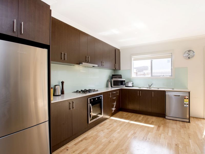 7 Leopold Lane, Point Cook VIC 3030