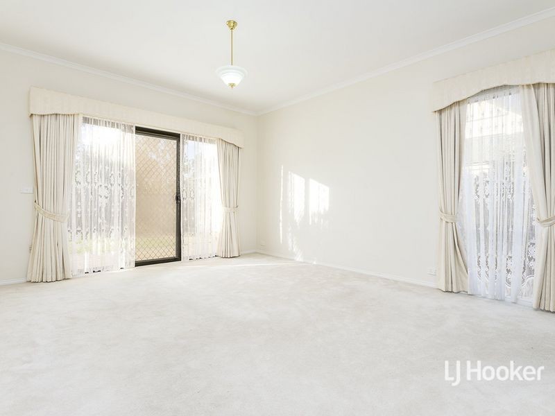 56 Glastonbury Circuit, Point Cook VIC 3030