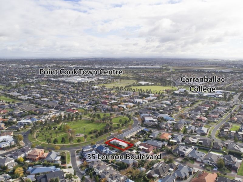 35 Lennon Boulevard, Point Cook VIC 3030