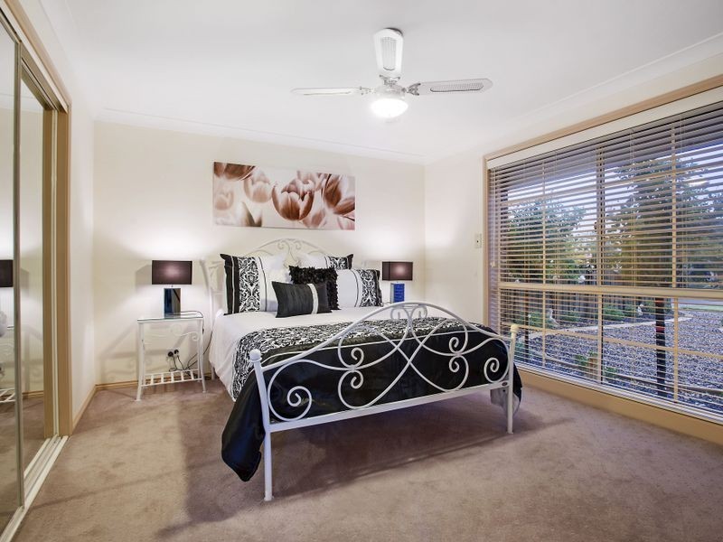 33 Spicer Boulevard, Altona Meadows VIC 3028