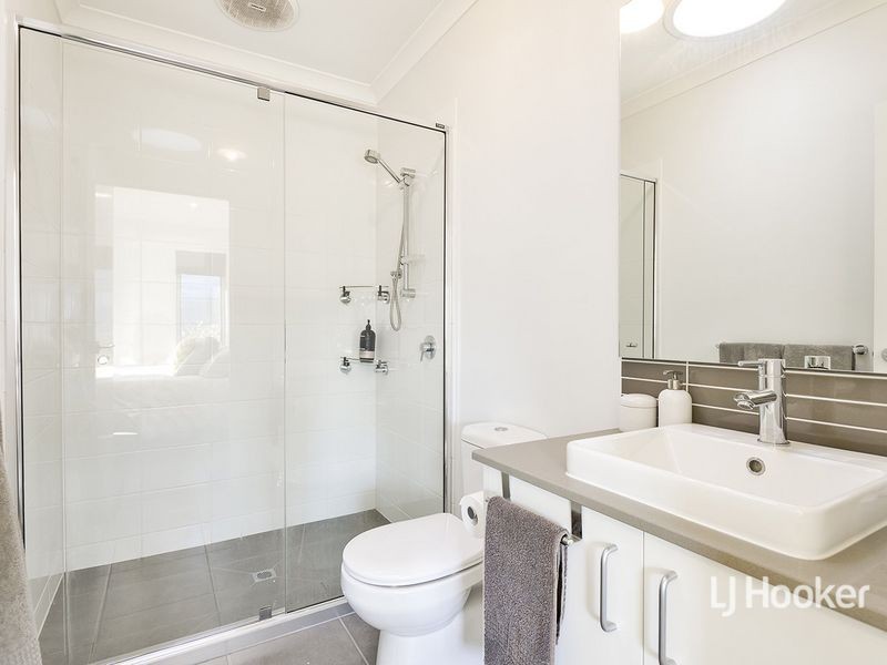 15 Elderwood Avenue, Truganina VIC 3029