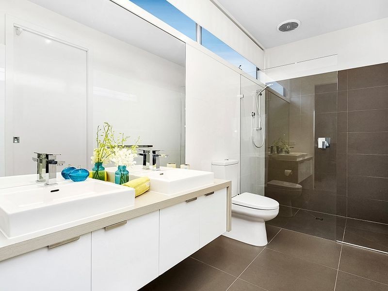 18 Miami Drive, Point Cook VIC 3030