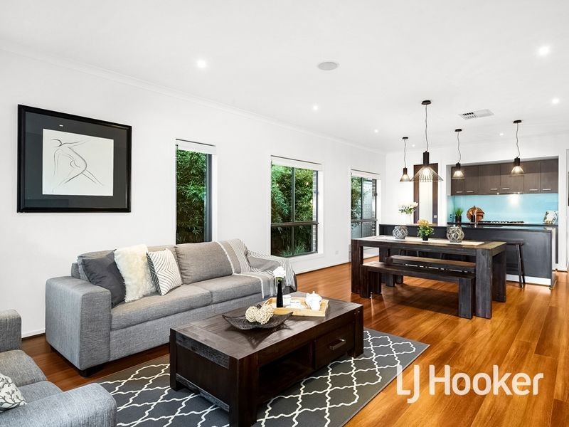 26 Castletown Boulevard, Melton South VIC 3338