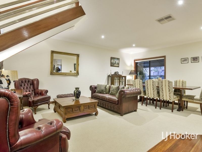 34 Times Square, Sanctuary Lakes VIC 3030