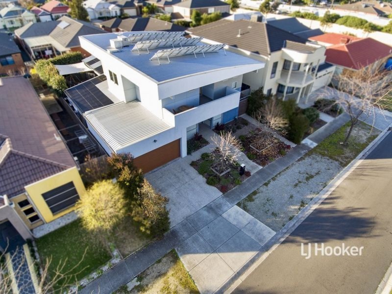 19 Copeland Crescent, Point Cook VIC 3030