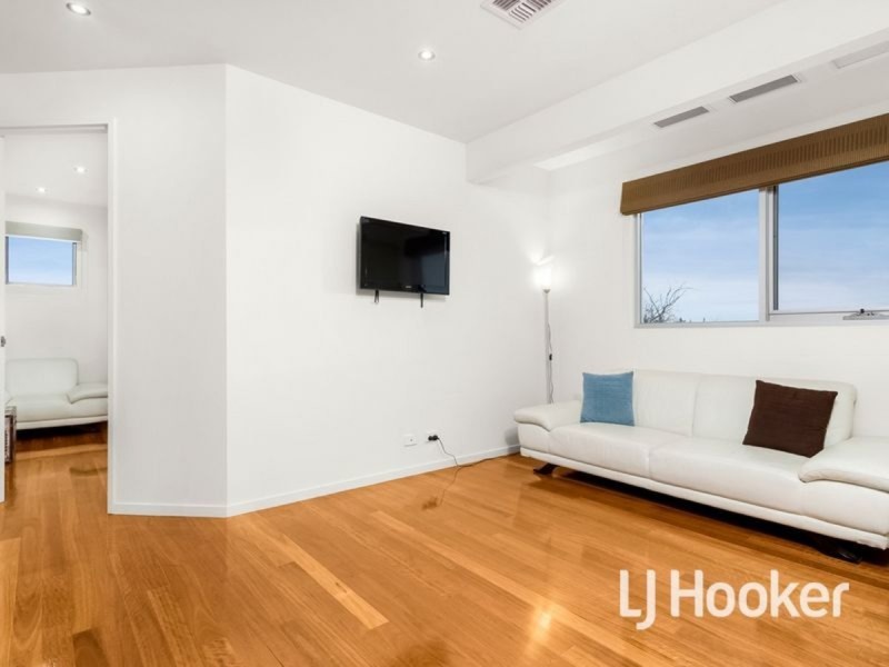 19 Copeland Crescent, Point Cook VIC 3030