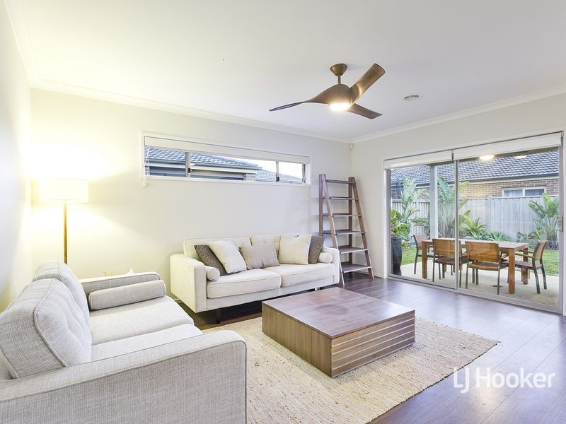 12 Mangrove Parade, Point Cook VIC 3030