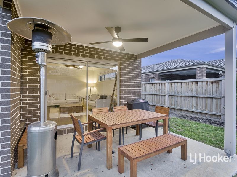 12 Mangrove Parade, Point Cook VIC 3030