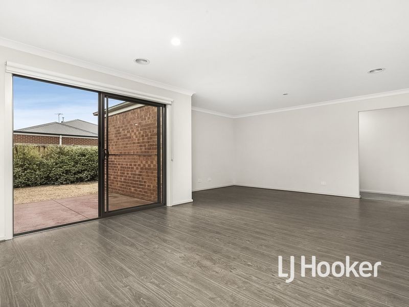 15 Dennerley Way, Truganina VIC 3029