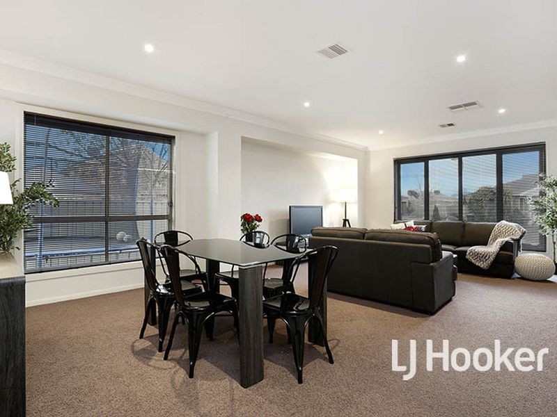 5 La Spezia Court, Point Cook VIC 3030