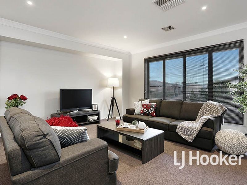 5 La Spezia Court, Point Cook VIC 3030
