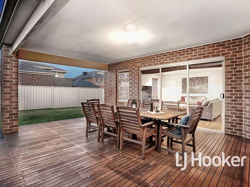 5 La Spezia Court, Point Cook VIC 3030