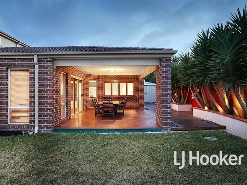 5 La Spezia Court, Point Cook VIC 3030