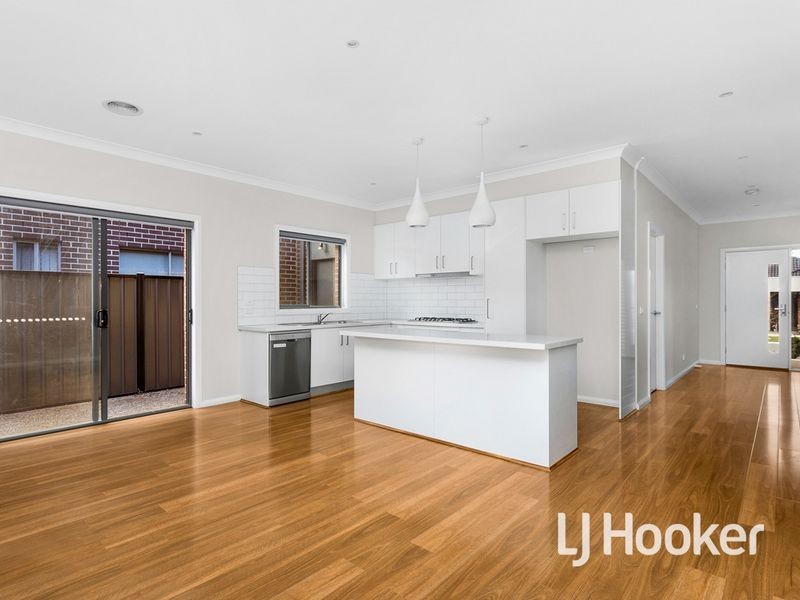 122 Wattletree Street, Craigieburn VIC 3064