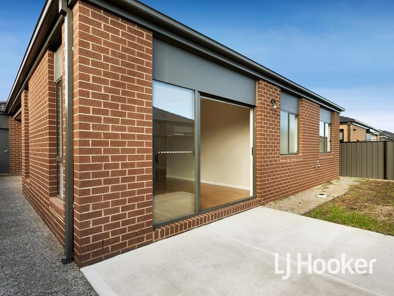 122 Wattletree Street, Craigieburn VIC 3064