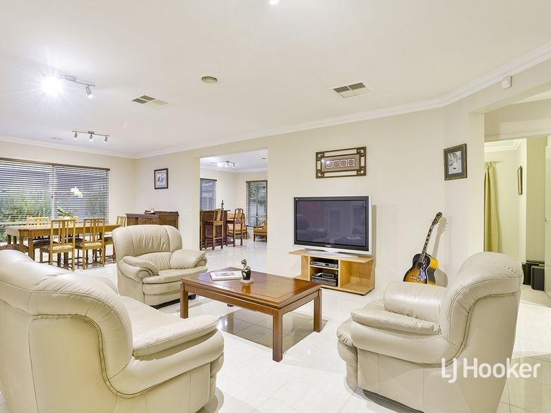 53 Sommersby Road, Point Cook VIC 3030