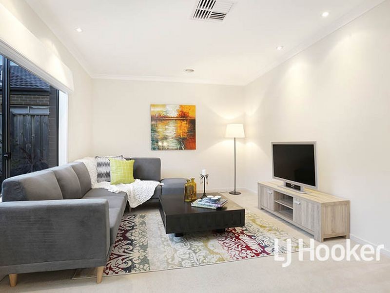 10 Baltic Circuit, Point Cook VIC 3030