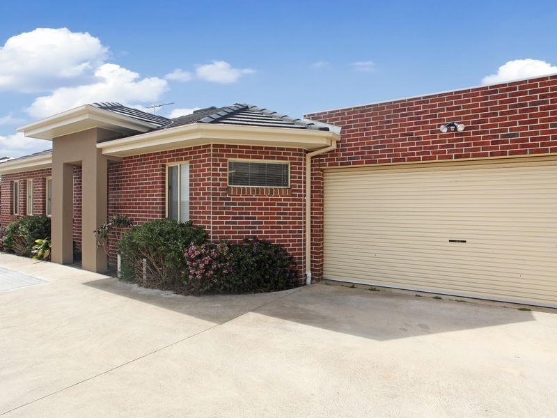 2/50 Crellin Avenue, Altona Meadows VIC 3028