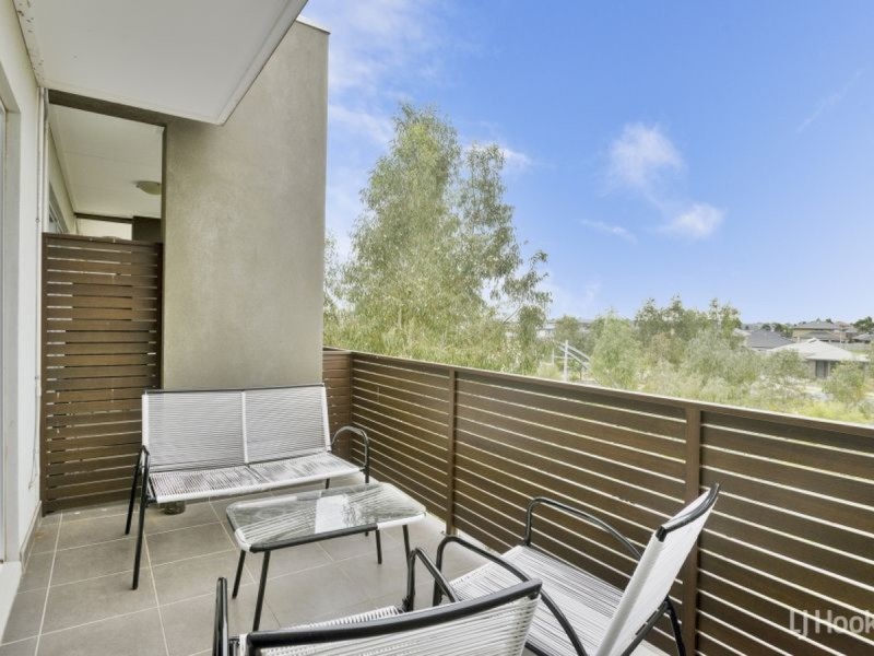 16 Honolulu Drive, Point Cook VIC 3030