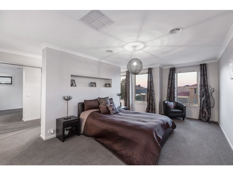 29 Landing Place, Point Cook VIC 3030