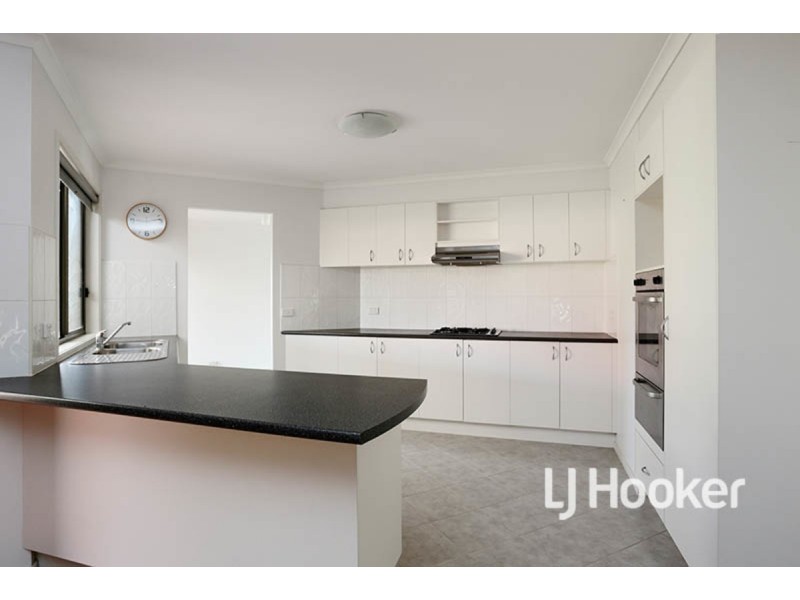 7 Fullard Close, Point Cook VIC 3030