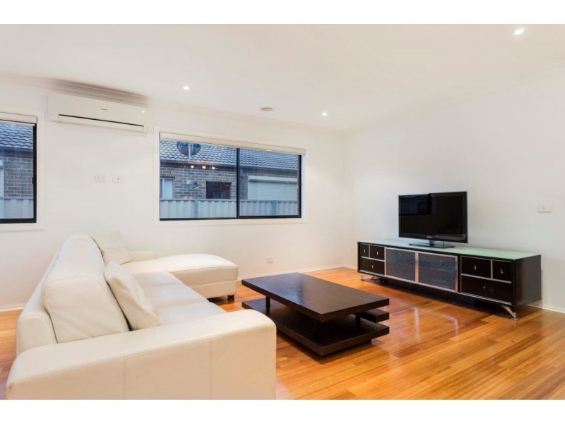 92 Rowland Drive, Point Cook VIC 3030