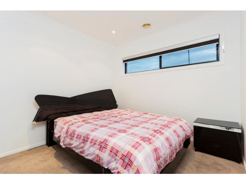 92 Rowland Drive, Point Cook VIC 3030