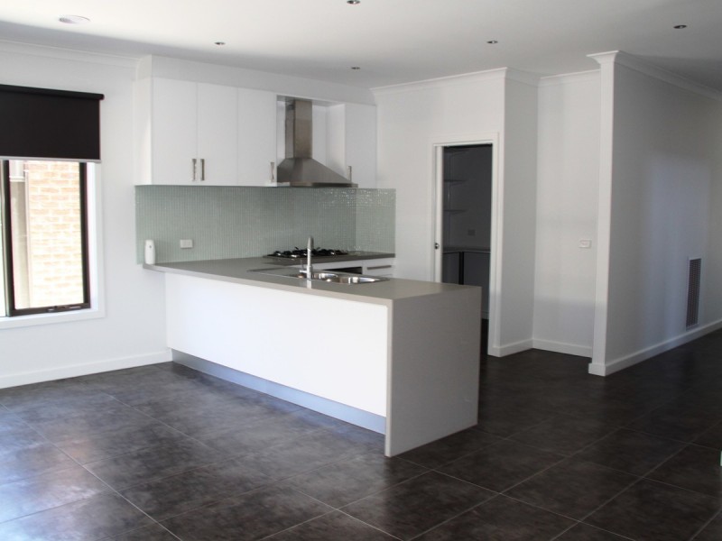 30 Risdon Circuit, Tarneit VIC 3029