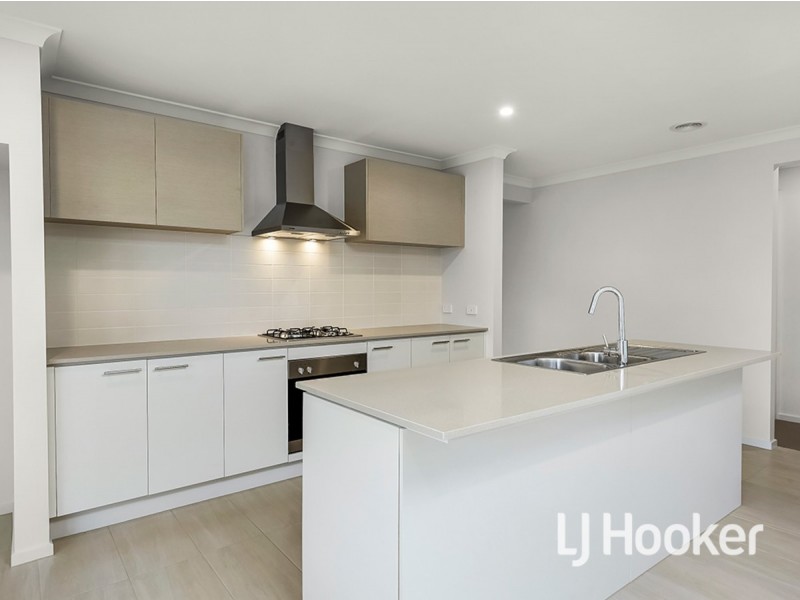 7 Modra Street, Point Cook VIC 3030