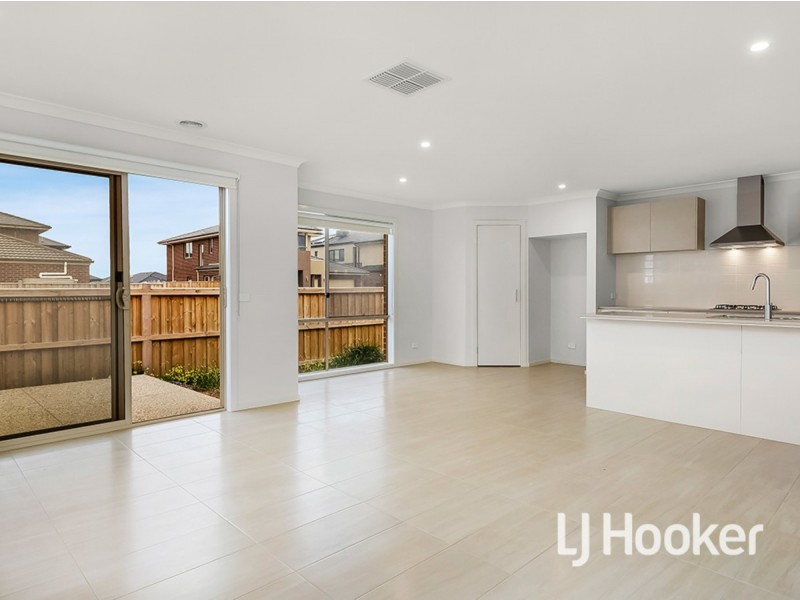 7 Modra Street, Point Cook VIC 3030