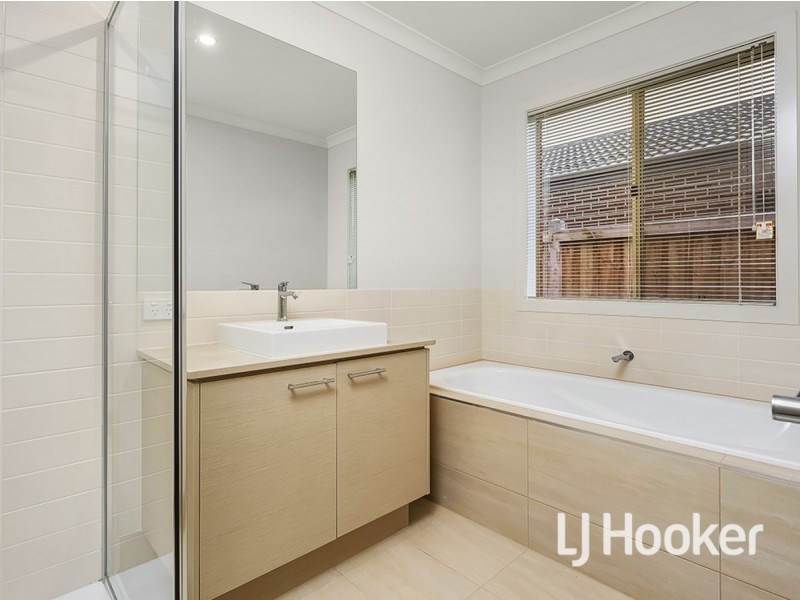 7 Modra Street, Point Cook VIC 3030