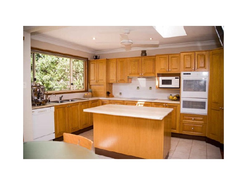 8 Grant Place, Bonnet Bay NSW 2226