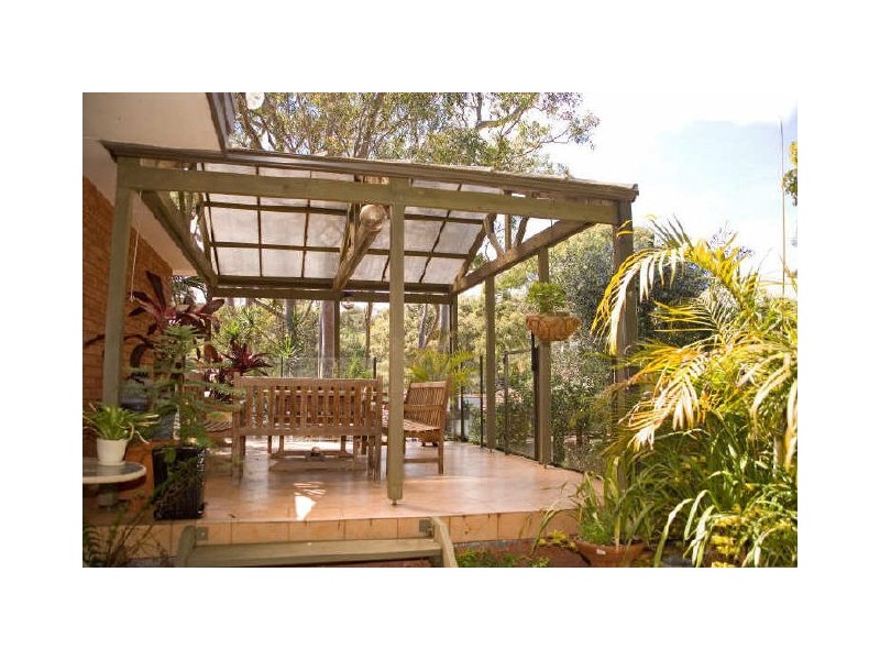 8 Grant Place, Bonnet Bay NSW 2226