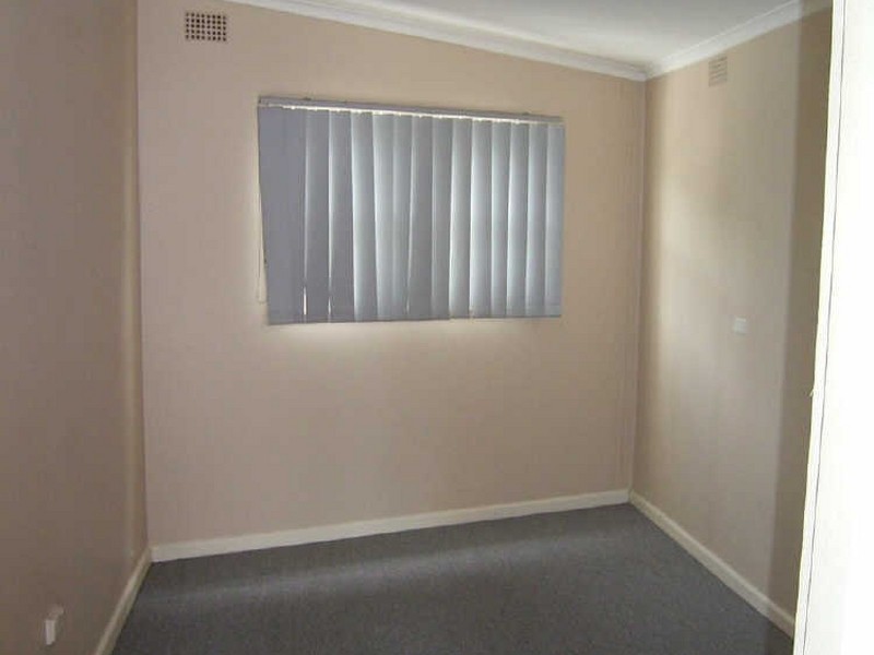 2/86-88 Railway Crescent, Jannali NSW 2226