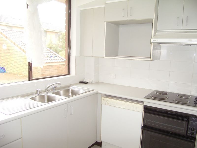 27/465 The Boulevarde, Kirrawee NSW 2232