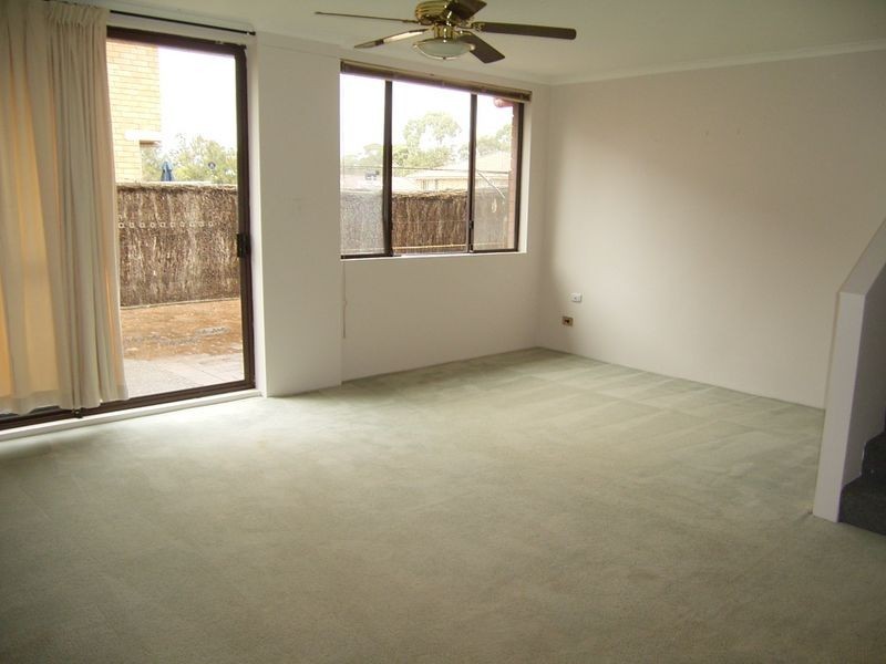 27/465 The Boulevarde, Kirrawee NSW 2232