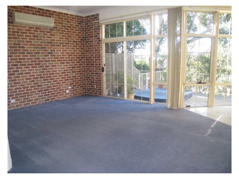 8 Moonbi Place, Kareela NSW 2232