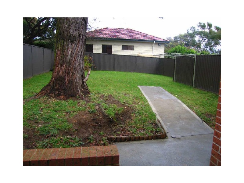 43 Glencoe St, Kirrawee NSW 2232