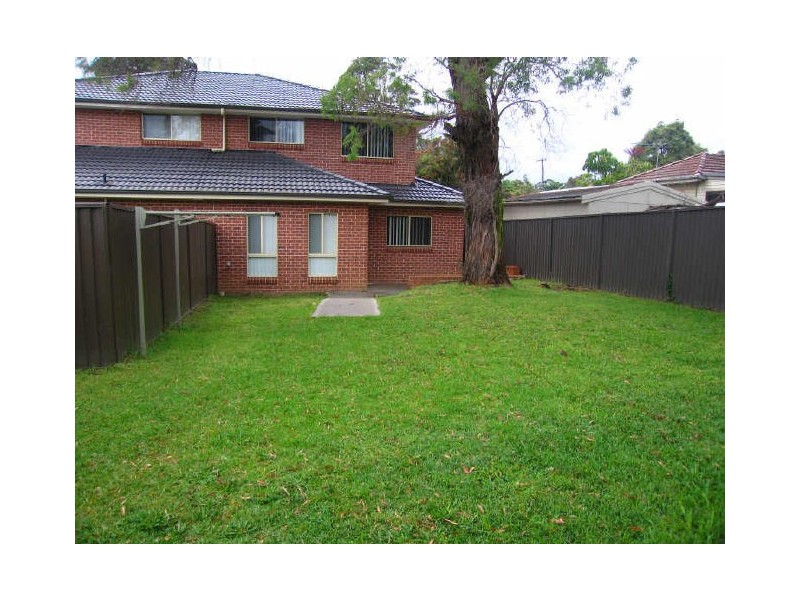 43 Glencoe St, Kirrawee NSW 2232