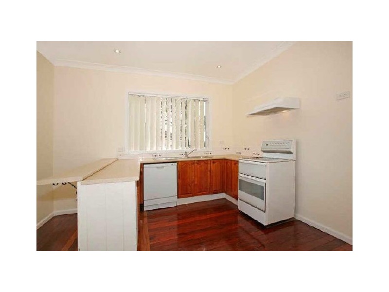 29 Kenneth Ave, Kirrawee NSW 2232