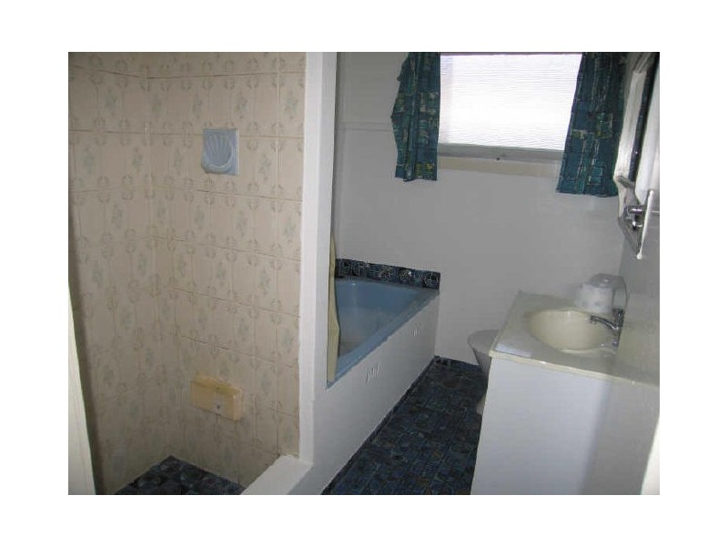 83 Seventh Ave, Jannali NSW 2226