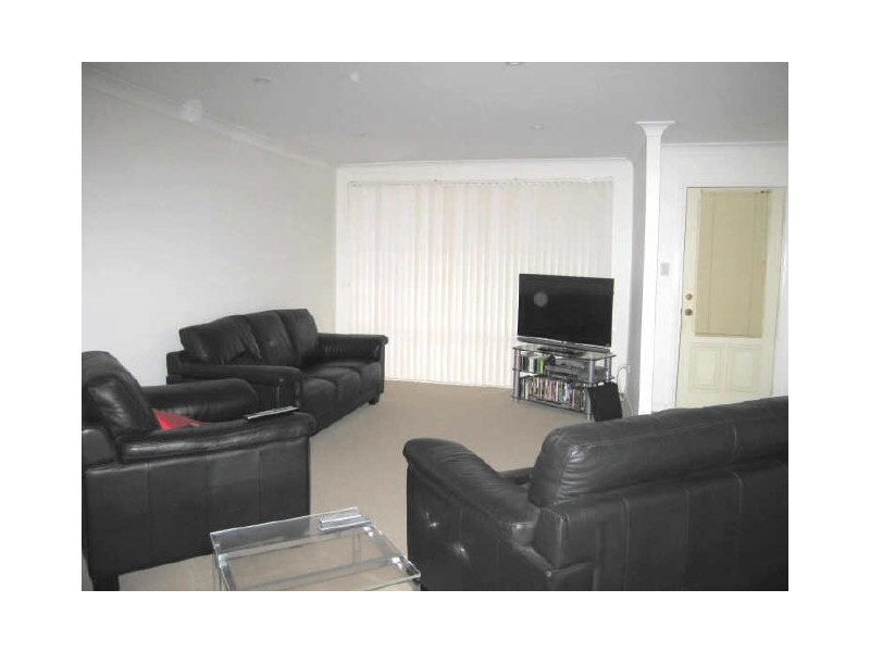 3/1 Moona Rd, Kirrawee NSW 2232