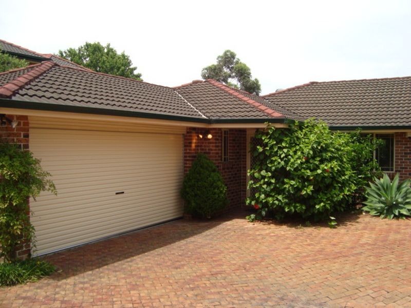 2/90 Toronto Parade, Sutherland NSW 2232