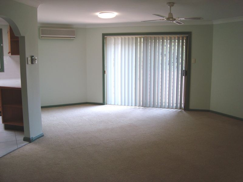 2/90 Toronto Parade, Sutherland NSW 2232