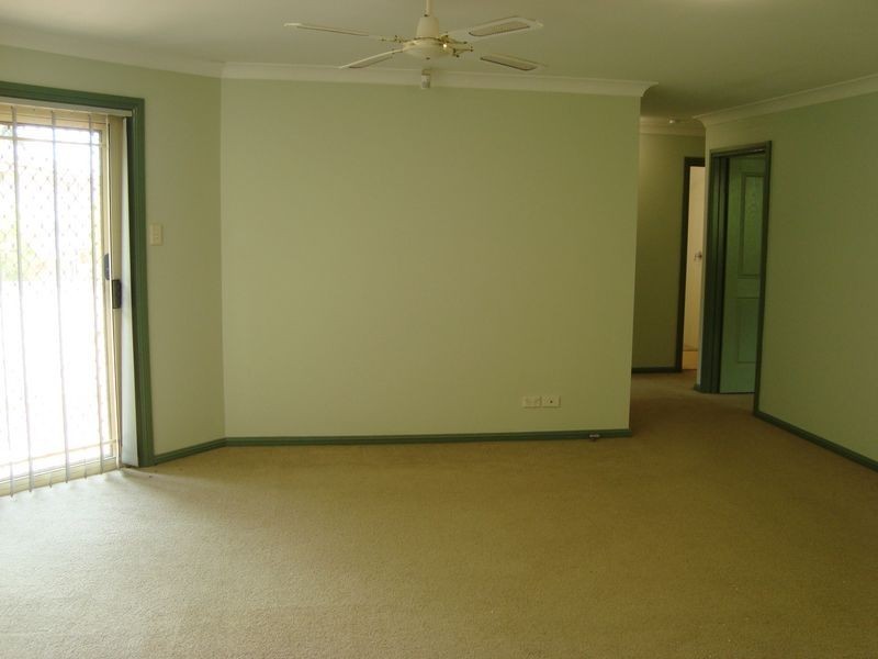 2/90 Toronto Parade, Sutherland NSW 2232