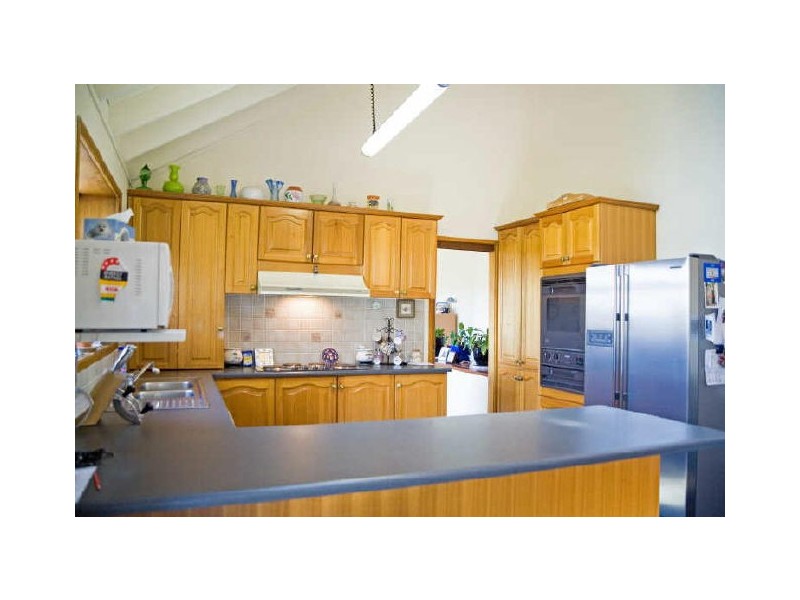 8 Garfield Ave, Bonnet Bay NSW 2226